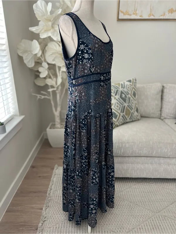 Lulu's Crush Season Navy Blue Floral Quilt Patchwork Print Scoop-Neck Maxi Dress - Image 4