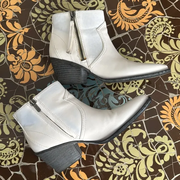 CIRCUS White Ankle Boots by Sam Edelman SZ: 7.5 - Image 4
