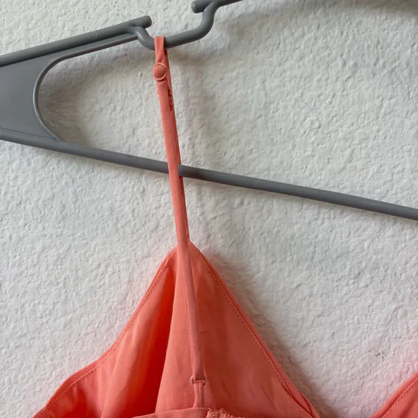 Abercrombie & Fitch Coral Pink Ruched O-Ring Cami Crop Top - NWOT - XS - Image 8
