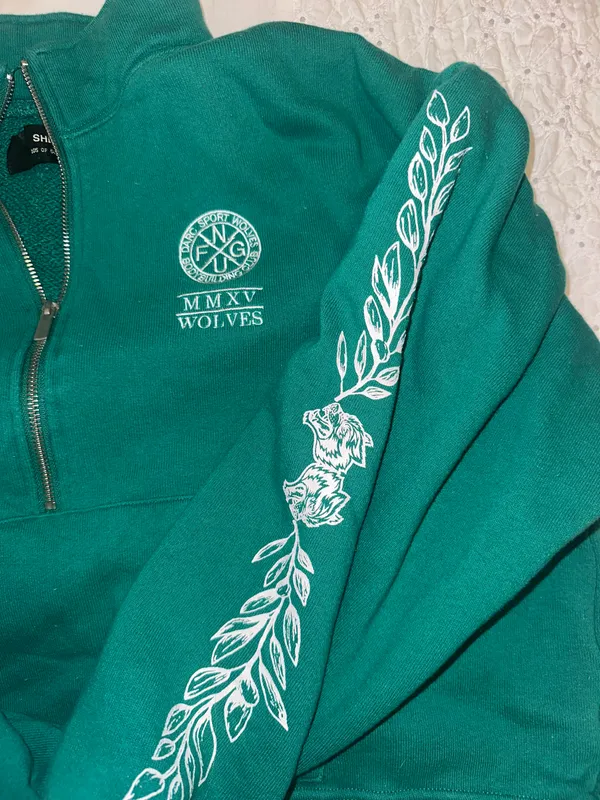 SHE sweatshirt - Image 3