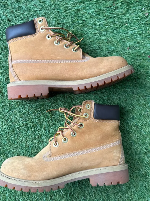 Timberland 6 Inch Premium Waterproof Boot 'Wheat' Nubuck Size 4.5 Women’s Size 6 - Image 2