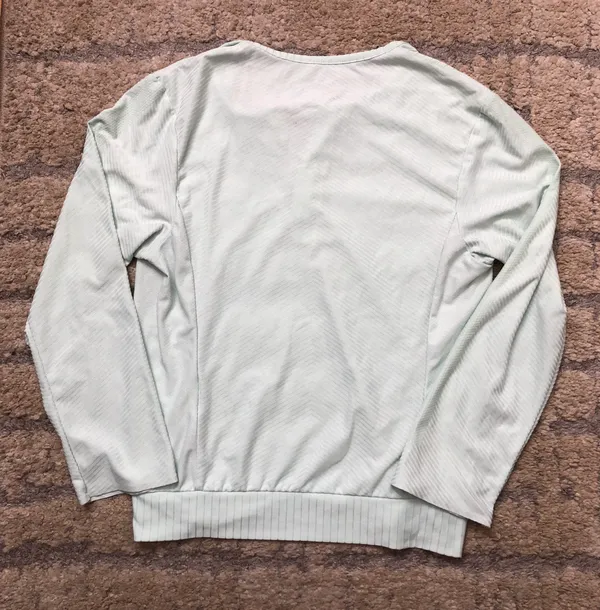Nike Cropped Top - Image 3