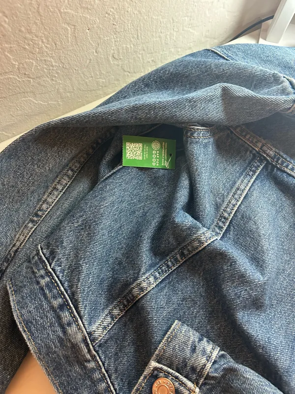 Gap Denim Jacket - Image 4