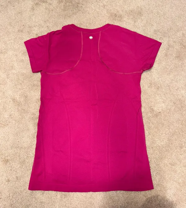 Athleta Top Small - Image 3