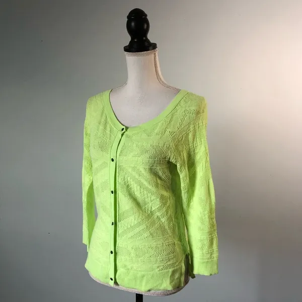AMERICAN EAGLE | Neon Green Lightweight Button Cardigan Sweater Sz M - Image 7