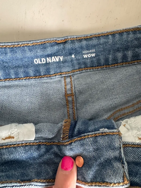 Old Navy Jean Shorts - Image 3