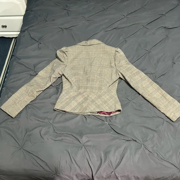 Atmosphere Beautiful plaid blazer/ suit jacket - Image 6