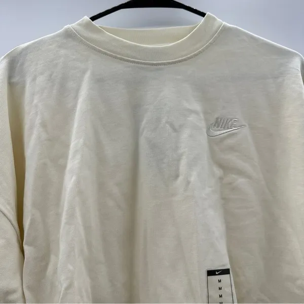 Nike‎ Solid Cream Long Sleeve Cropped Oversized Pullover Sweatshirt Size M NWT - Image 2