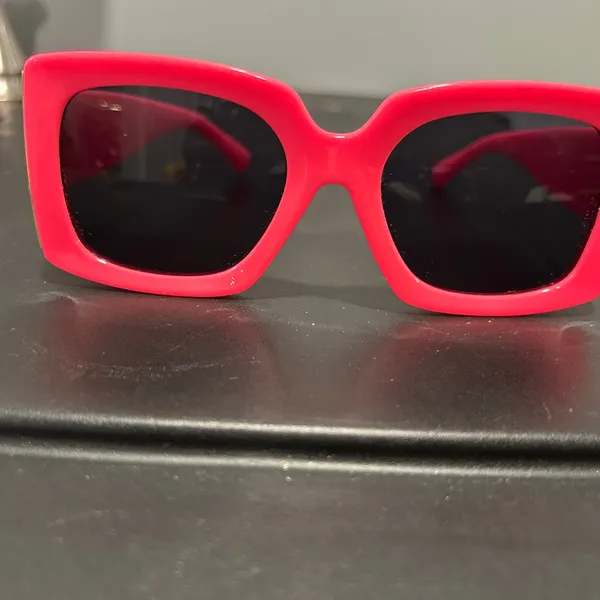 Stylish Hot Pink Sunglasses Red - Image 2