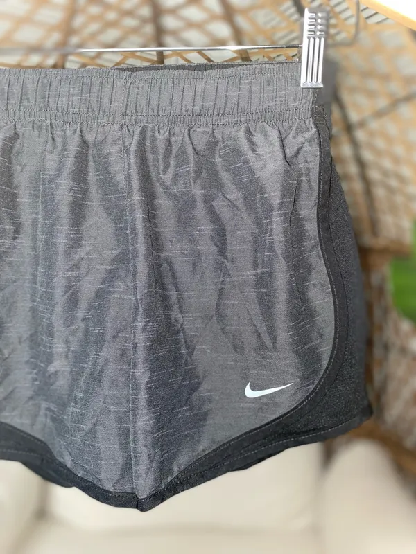 Nike Women`s Dry Heather Tempo Running Shorts Size XS - Image 5