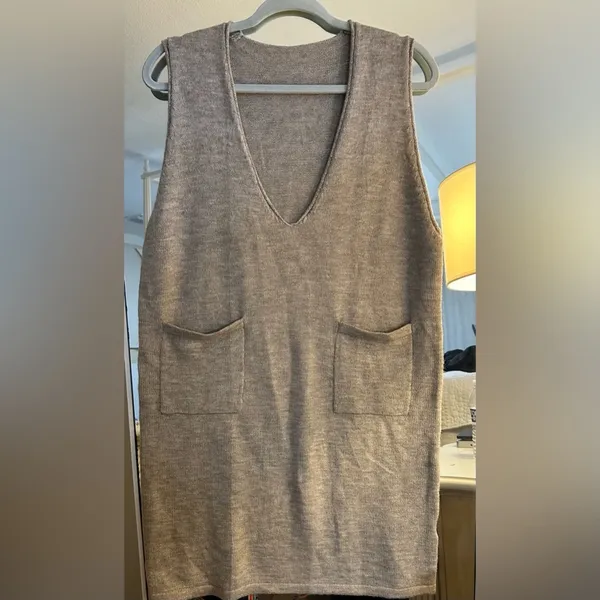 NEW Double Pocket Sleeveless V Neck Short Sweater Dress Jumper S - Image 4