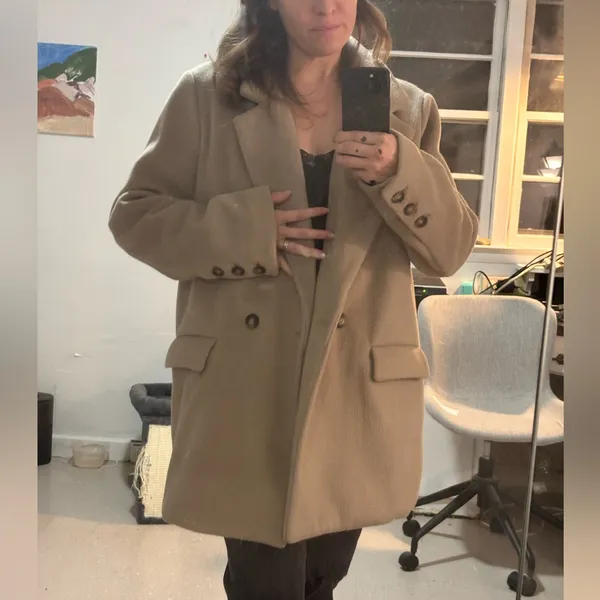Free People tan double breasted oversized coat size large - Image 3