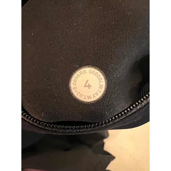 Lululemon Size 4 Tall‎ Speed Up Short 4" Lined Pocket Black Running Yoga W7AYMT - Image 9