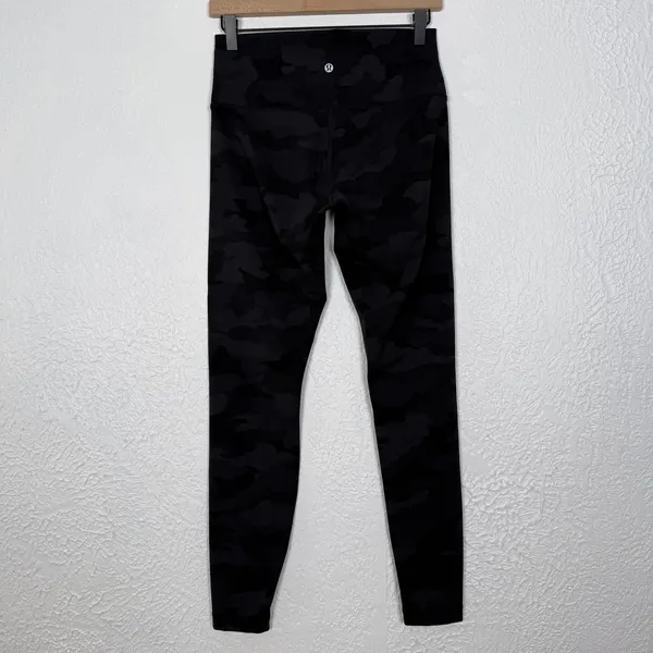 Lululemon Wunder Under High-Rise Tight 28" Full-On Luxtreme Camo Size 8 - Image 3