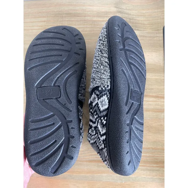 NWT Born Knit Sherpa Black and Gray Comfy Slip On Aztec Slippers Womens Small 6 - Image 6