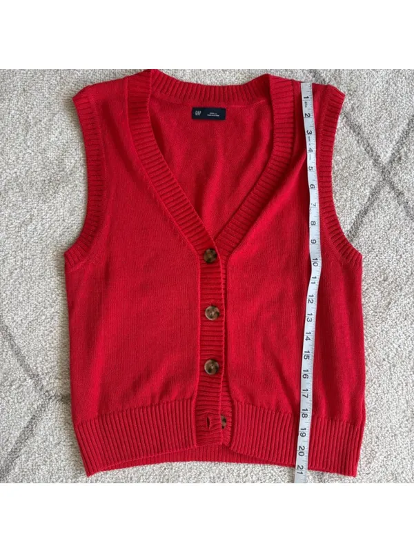GAP Red Button Front Sweater Vest Preppy Y2K Knit Back-to-School - Image 5