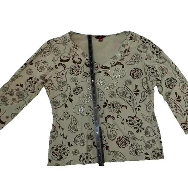 ALC Frank Women's Size L Sage Green Paisley Floral V-Neck Top Sequin Accents - Image 9