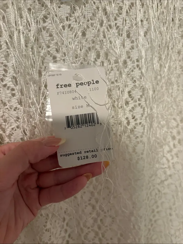 Free People White Sheer Knit Fringe Boho Cover Up Top Size Medium NEW - Image 3