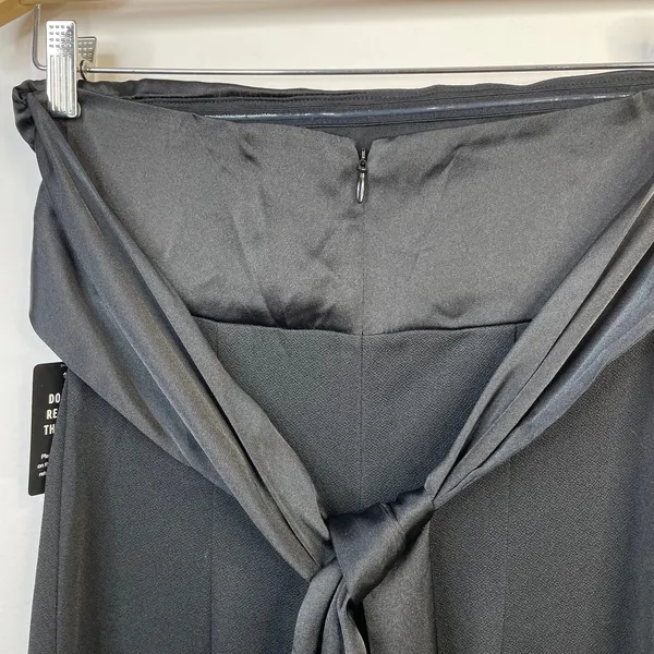Express black pieced satin strapless bow tie back wide leg jumpsuit XS new nwt - Image 9