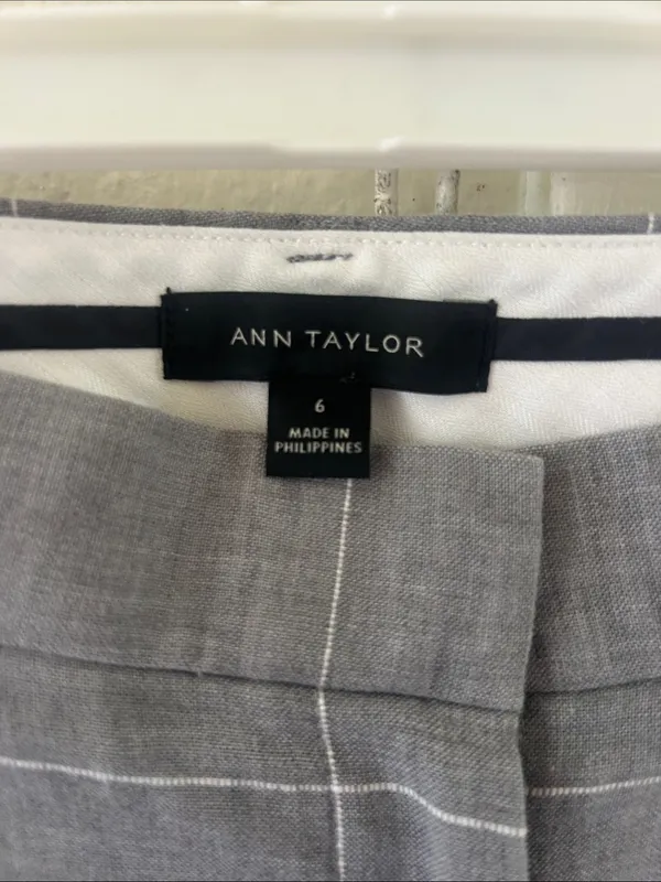 Ann Taylor Gray Windowpane Cropped Dress Pants - Image 2