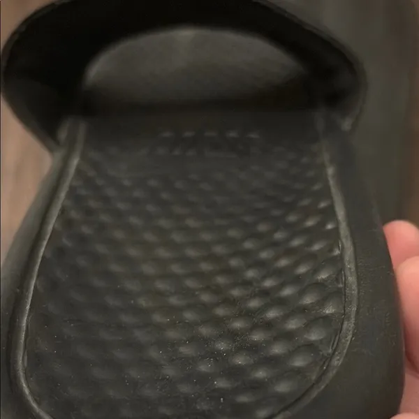 Nike Black and Pink Slide Sandals - Image 3