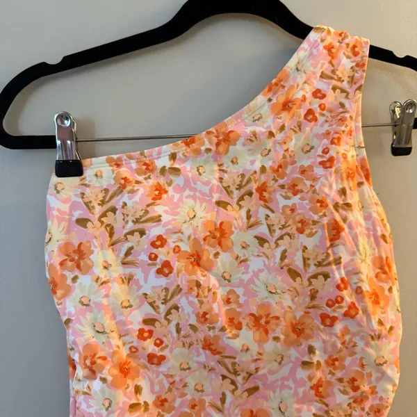 Kona Sol NWOT Floral Asymmetrical Neckline One Piece Bikini Size Medium - Image 2