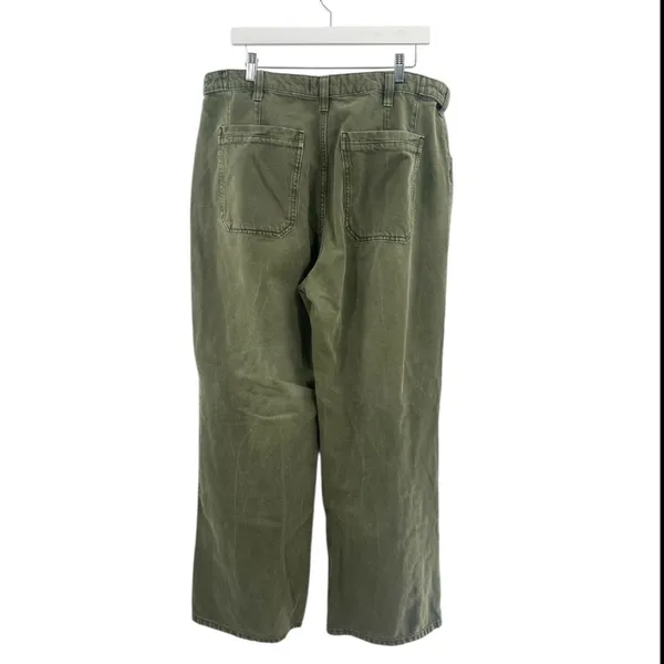 FREE PEOPLE We The‎ Free Palmer Cuffed Jeans Army green sz 32 - Image 4