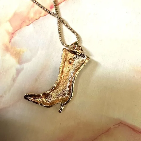 Betsey Johnson enamel rhinestone boot pendant necklace - Image 3