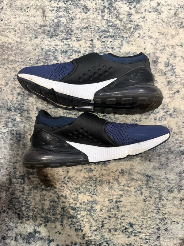 Nike Sneakers - Image 4