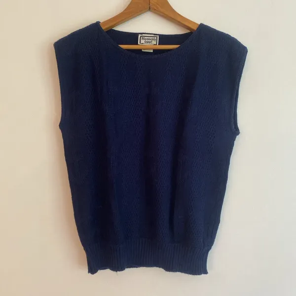 VTG Women’s Sweater Vest Large Blue Nautical Anchor Sleeveless USA Keneth Too! - Image 2