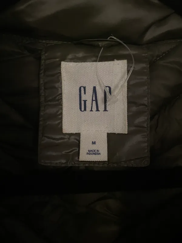 Gap Puffer Jacket - Image 2
