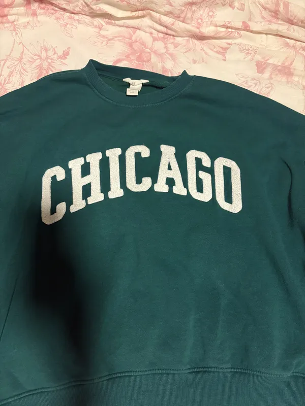 H&M Sweatshirt - Image 3