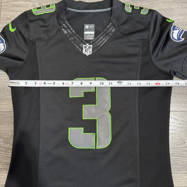 Nike Seattle Seahawks Russell Wilson 3 Womens Jersey Black Green S NFL‎ On Field - Image 8