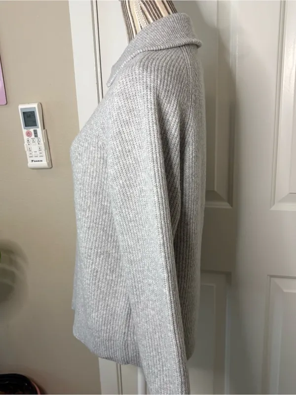 Aerie XS fall winter trendy minimalist poetcore cabincore indie librarian sweate - Image 2
