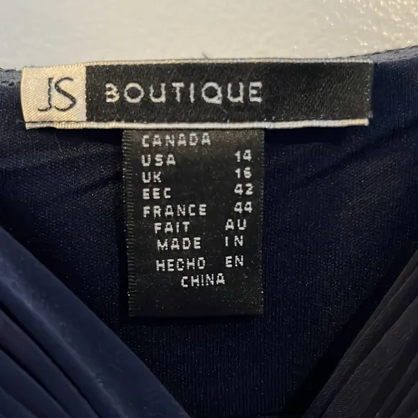 JS Boutique Prom Dress size 14 - Image 6