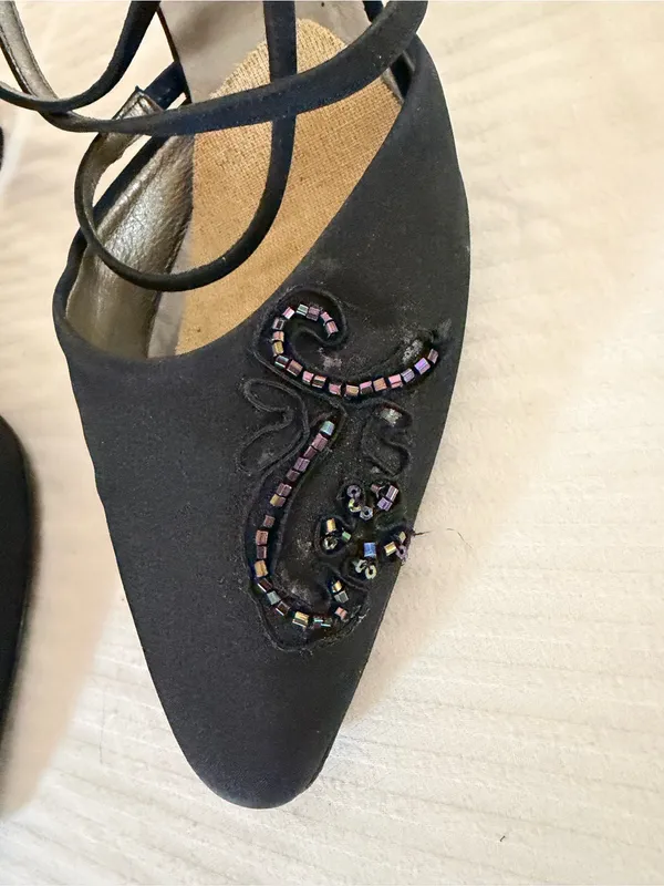 Amalfi Black Beaded Pointed Slingback Heels Size 8 - Image 4