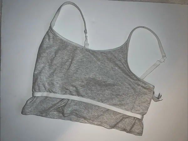 Old Navy Light Gray Cropped Camisole Bralette - Image 6