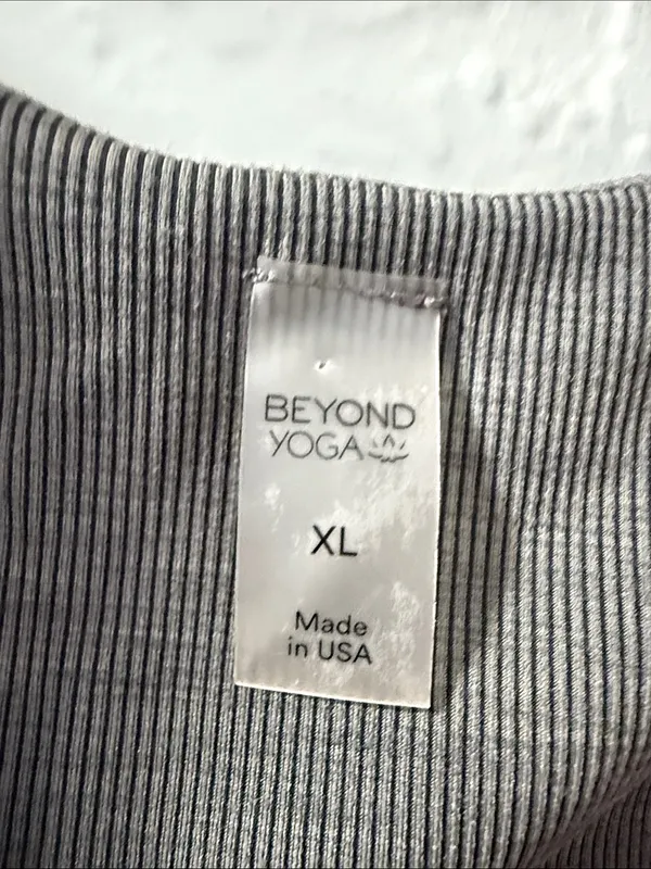 BEYOND YOGA Ribbed Tank Top in Charcoal Size XL - Image 5