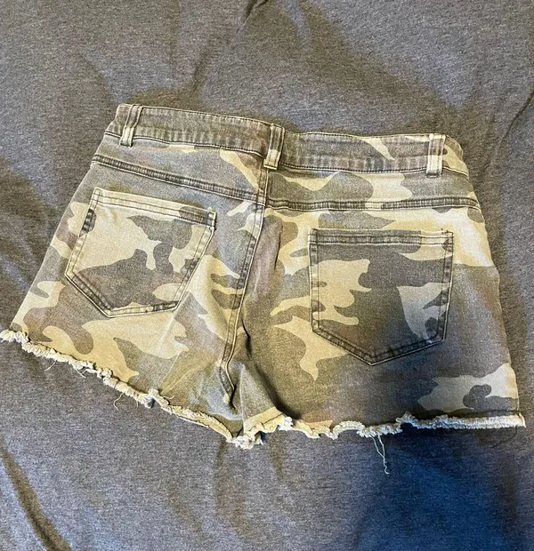 Camo Mine Shorts Green Size M - Image 2