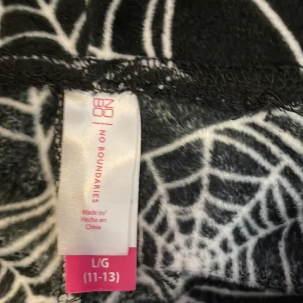 No Boundaries Black with White Spider & Web Print Soft Fleece Jr Size L (11-13) - Image 5