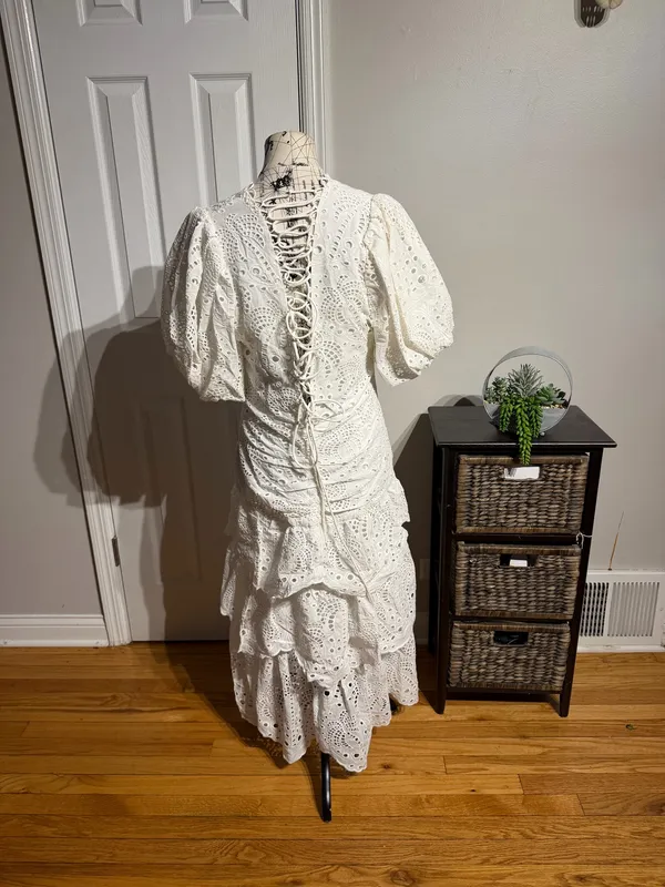 NWT FARM Rio Cotton Eyelet Puff Sleeve White Tiered Midi Dress L cottage coastal breathable - Image 6