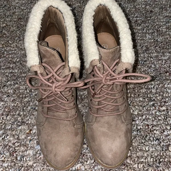 Womens Wet Seal Booties with Heel - Image 2