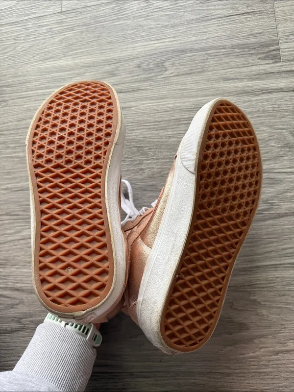 Vans SK8-Hi Reissue High-Top Sneakers in Blush Pink and White Size 6.5 - Image 8