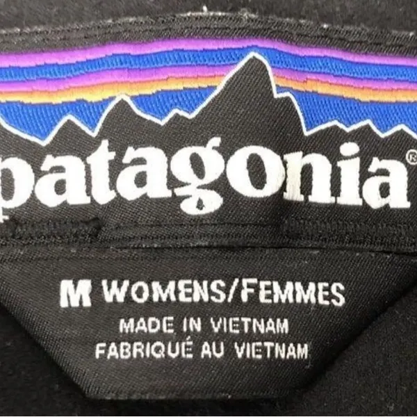 Patagonia Women’s Light Weight Black Puffer Jacket Medium - Image 5