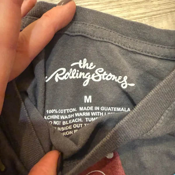 The Rolling Stones Gray Tee‎ with Colorful Tongue Graphics - Image 2