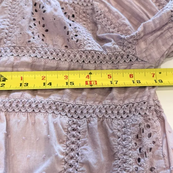 Dylan Womans Boho Patchwork Top Size M Cottage Prairie Victorian Crochet Lilac - Image 5