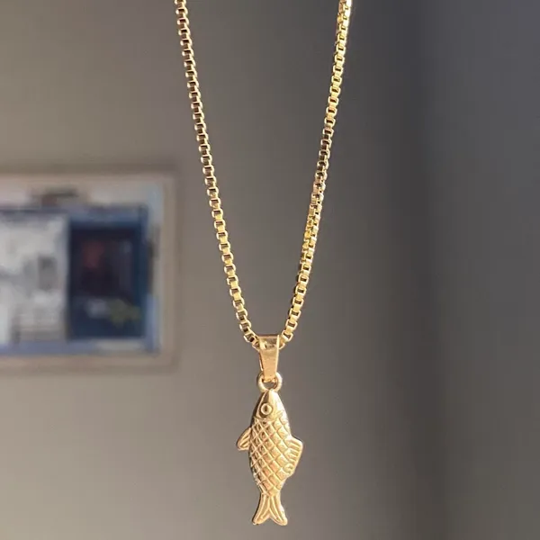 Handmade gold tone fully stainless steel fish boho funky chic simple necklace🌀🐟 - Image 2