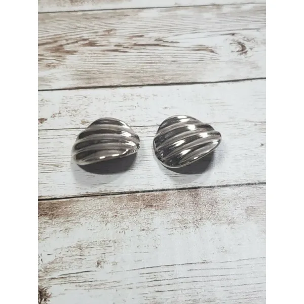 Vintage Clip On Earrings - Large Wavy Silver Tone Circle 1 & 1/8" - Image 3
