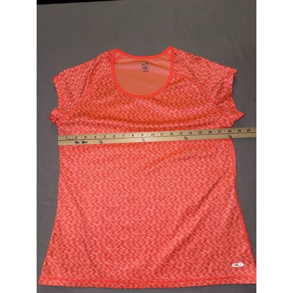 Champion Women’s Large Work Out Shirt - Image 5