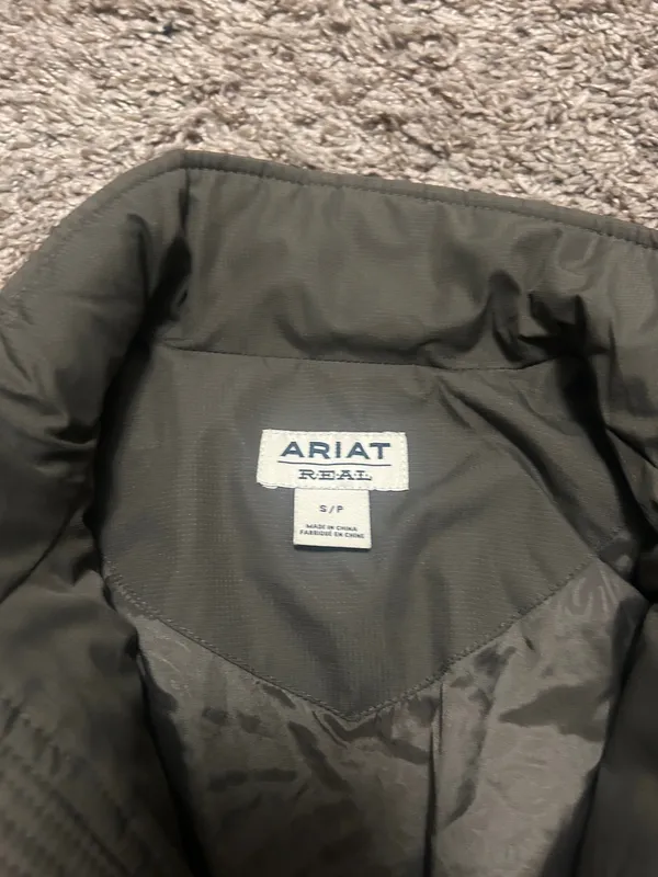 Ariat coat - Image 2